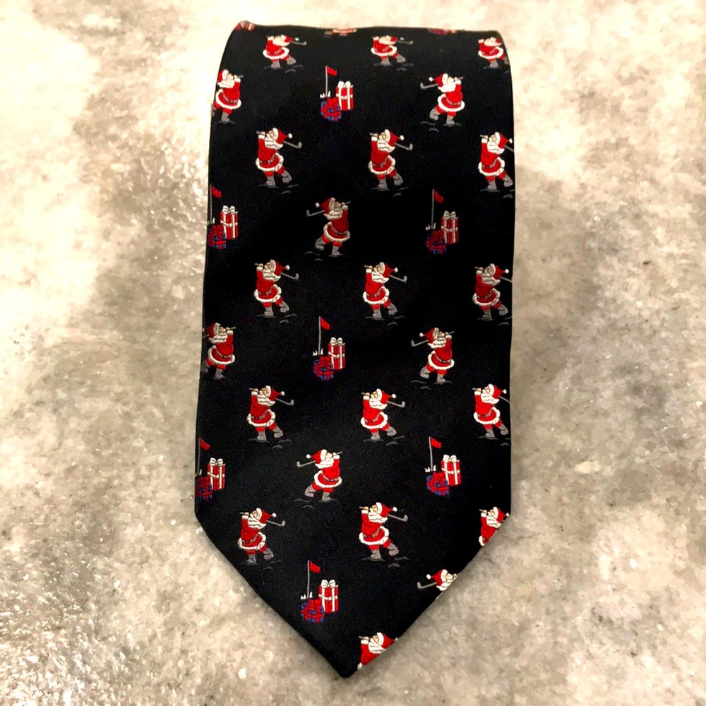 Roundtree Yorke Golf Santa Tie 100% Silk Handmade Black Red New With Tags